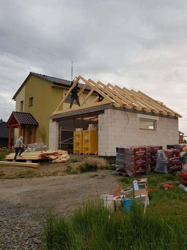 Průběh realizace „Stavba garáže – Lipovec“ – detail 1