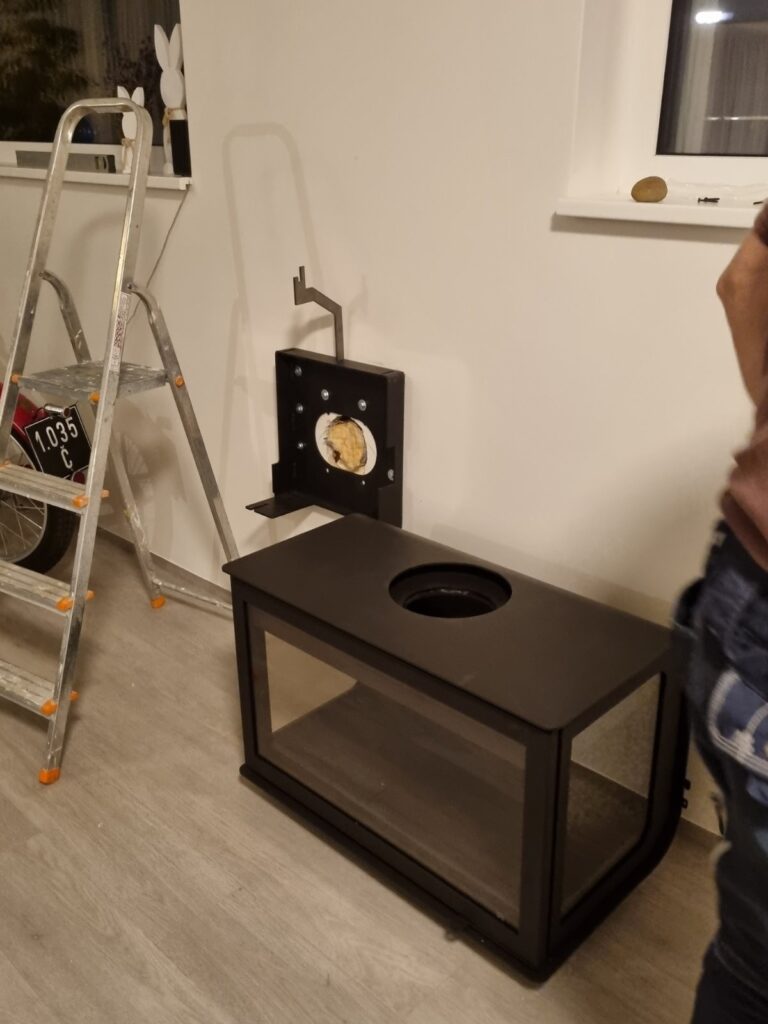 Průběh realizace „Stavba krbu Rocal City s designovým kouřovodem“ – detail 4