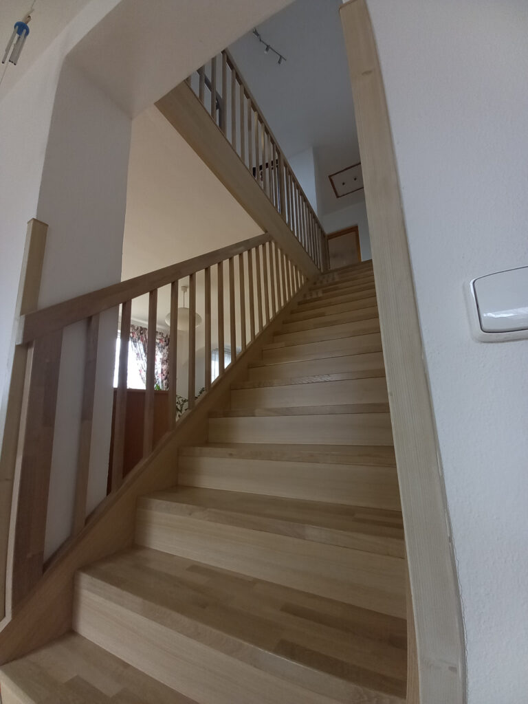 Průběh realizace „Rekonstrukce schodiště na míru“ – detail 3