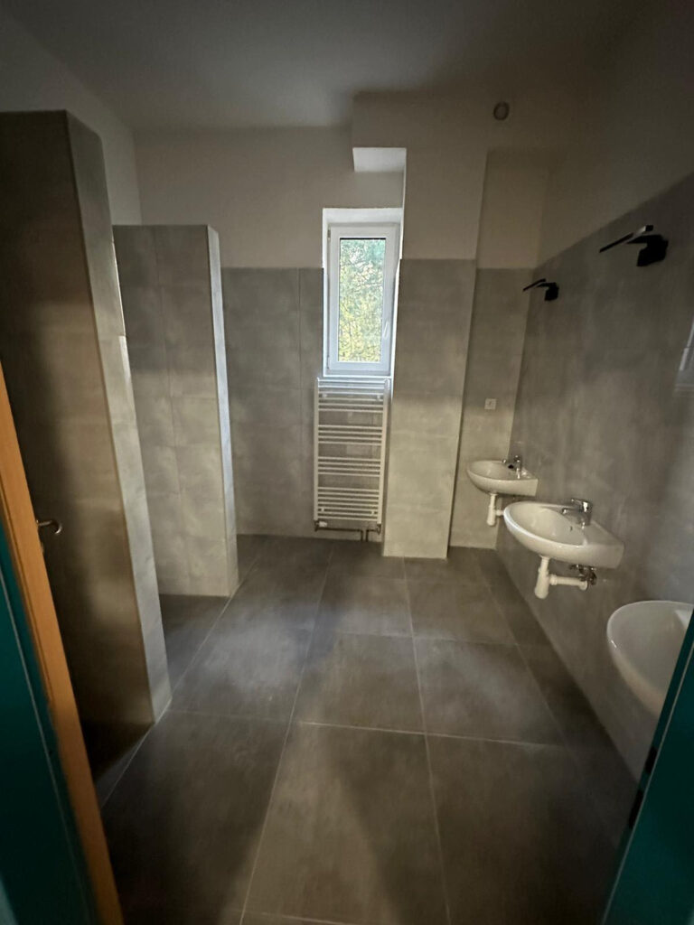 Průběh realizace „Zakázková realizace hostelu – Rožnov pod Radhoštěm“ – detail 5
